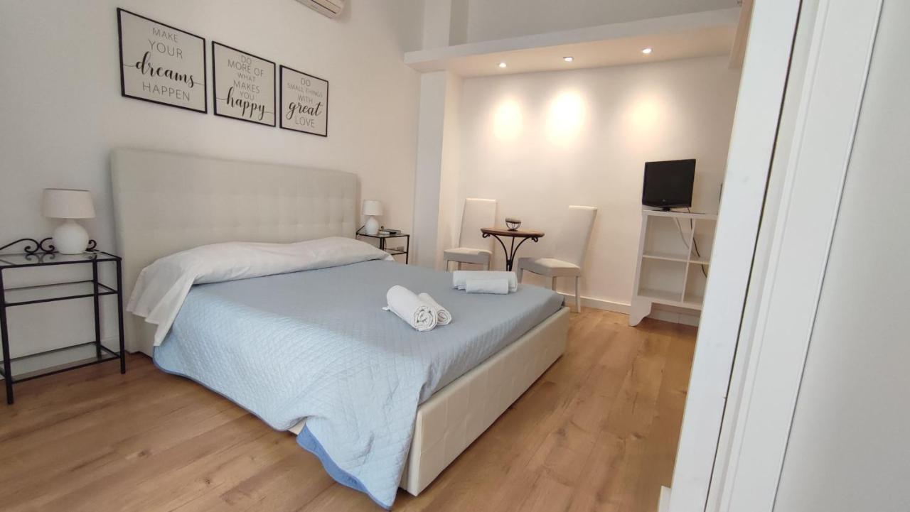 Living Cagliari Bed & Breakfast Dış mekan fotoğraf
