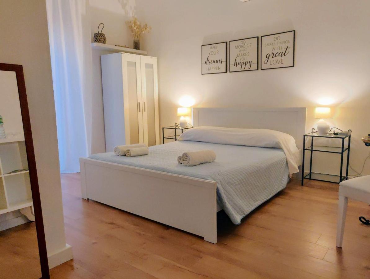 Living Cagliari Bed & Breakfast Dış mekan fotoğraf