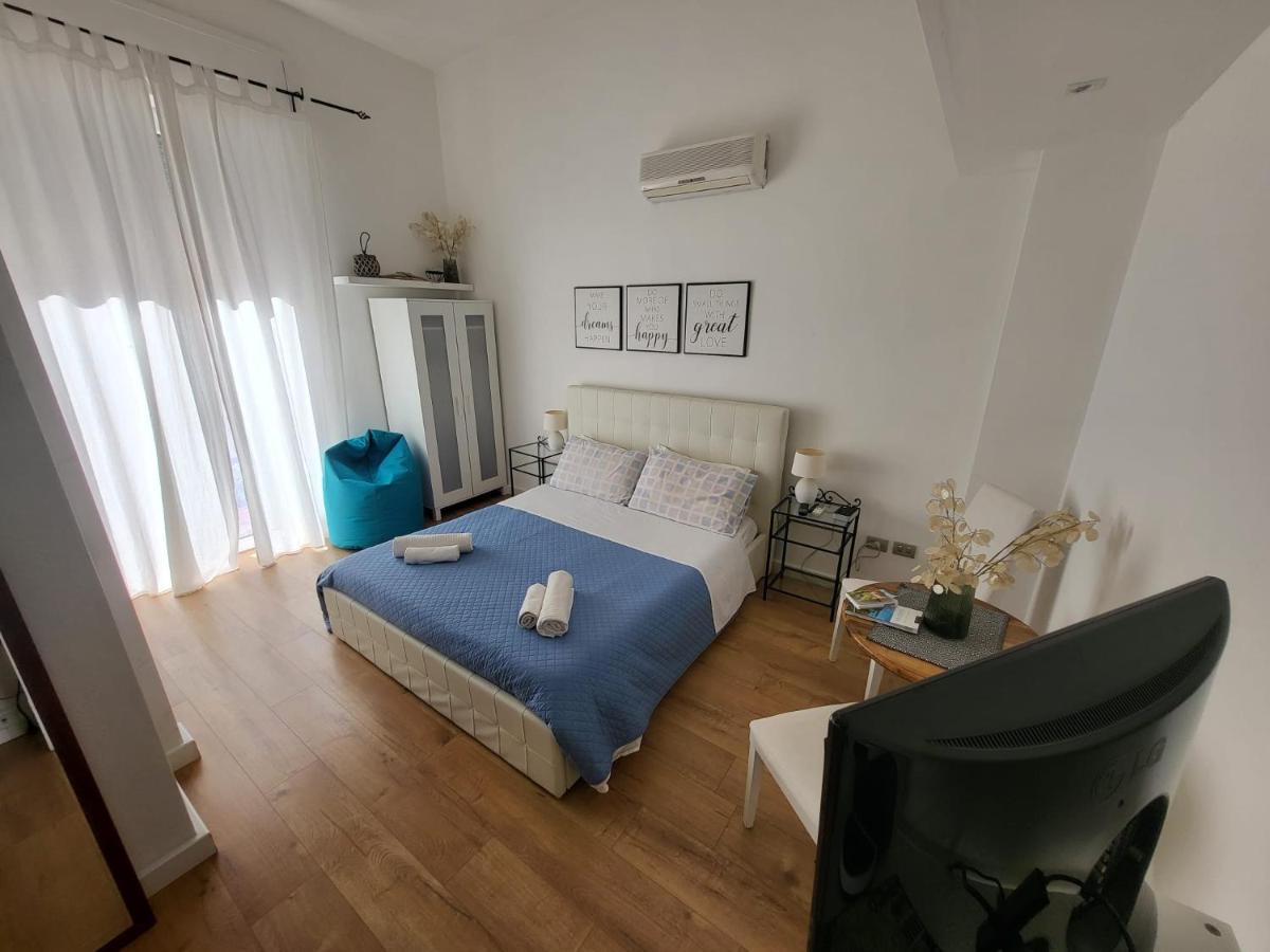 Living Cagliari Bed & Breakfast Dış mekan fotoğraf
