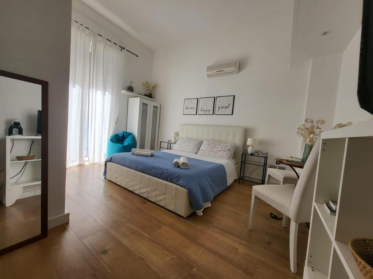 Living Cagliari Bed & Breakfast Dış mekan fotoğraf
