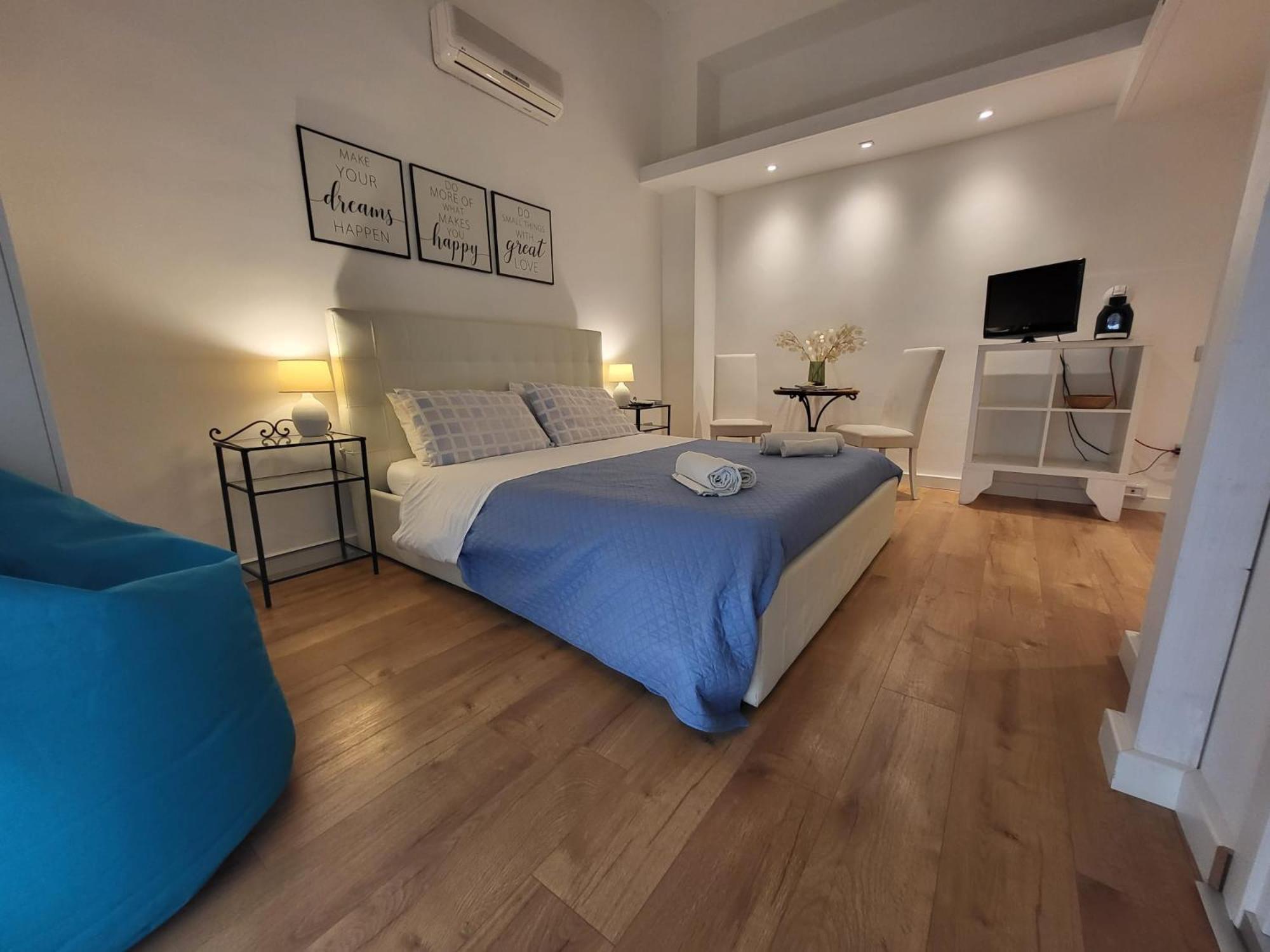 Living Cagliari Bed & Breakfast Dış mekan fotoğraf