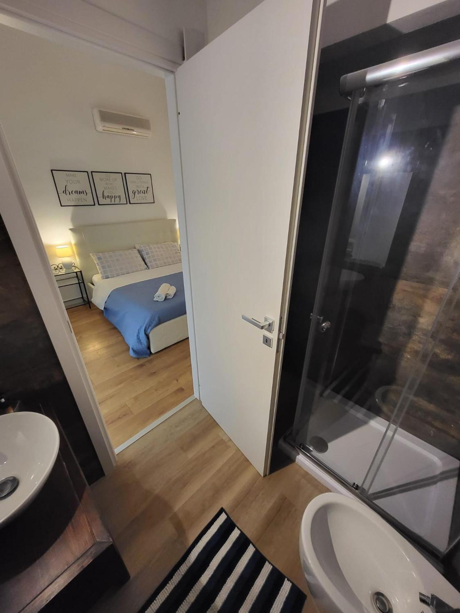 Living Cagliari Bed & Breakfast Dış mekan fotoğraf